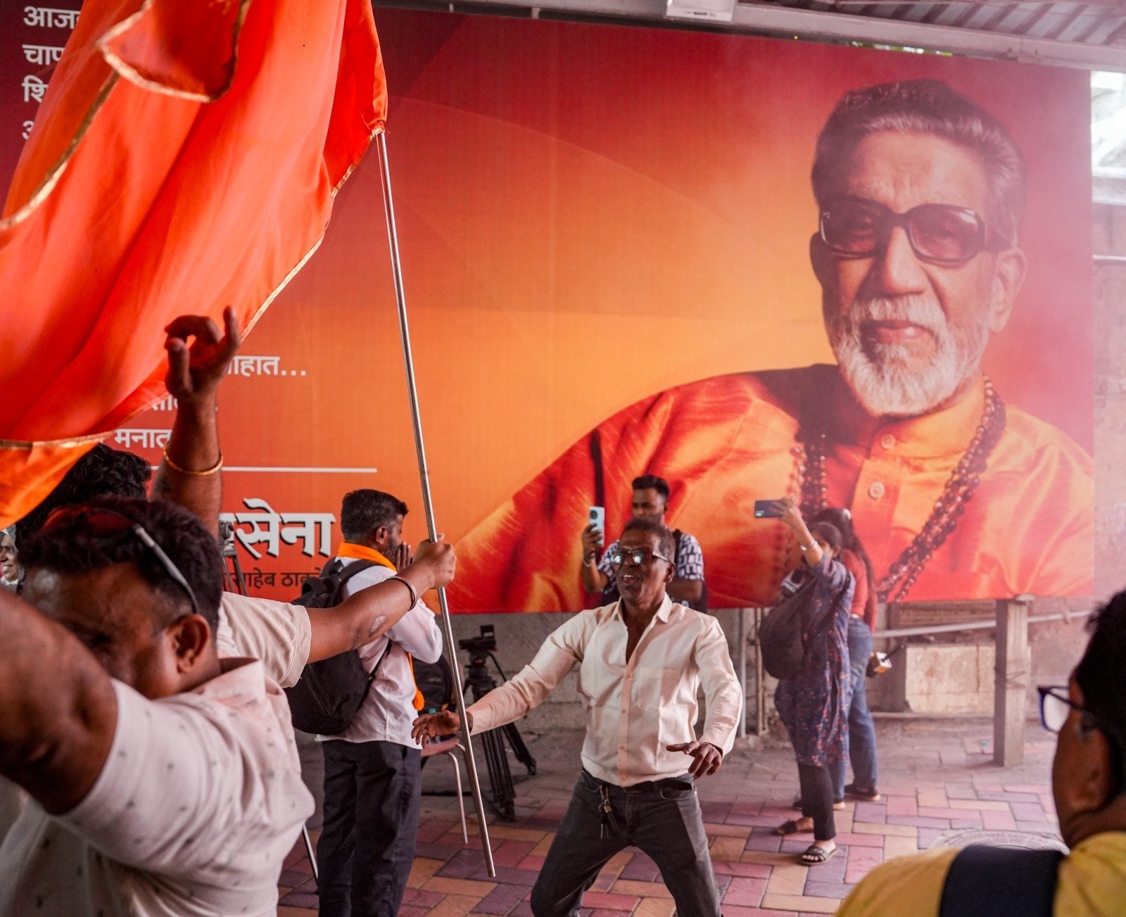 महाराष्ट्र नगरपालिकांच्या निवडणुकांत भाजपा नेतृत्वातील महायुतीचा दणदणीत विजय