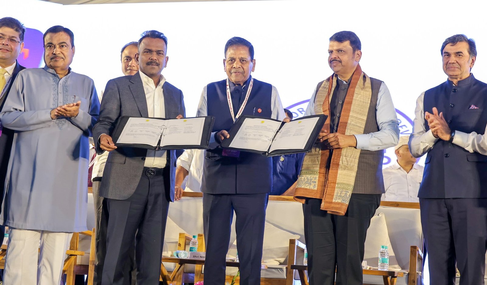 गडचिरोलीत एकात्मिक स्टील प्रकल्पासाठी महाराष्ट्र सरकार–सुपर स्मेल्टर्समध्ये MoU; ₹10,100 कोटी गुंतवणूक, 1,000 रोजगार